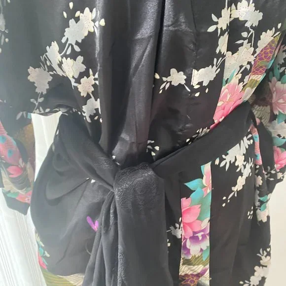 AS NEW SAM WELL SILK LONG ROBE/KIMINO JACKET - ONE SIZE - Picture 7 of 16